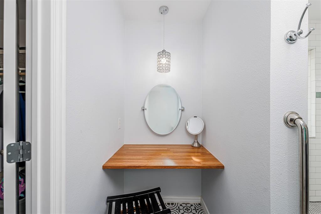 Waterfront Enchanted Bay Fwy - Residential