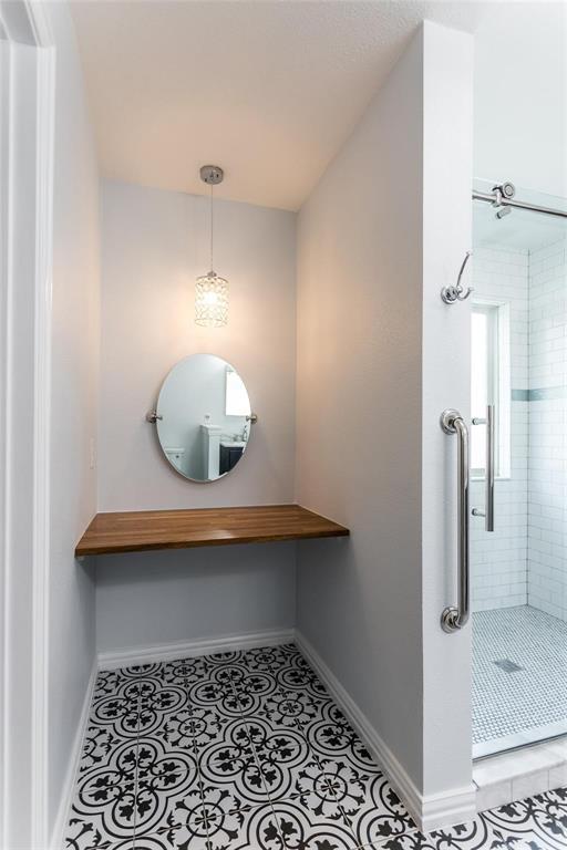 Waterfront Enchanted Bay Fwy - Residential