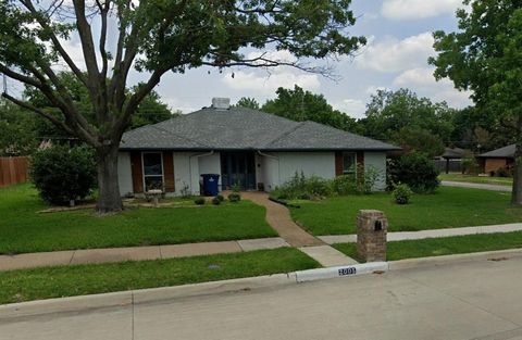 Photo of 2005 Yorkstown Drive, Ennis, TX 75119 (MLS # 21330052)