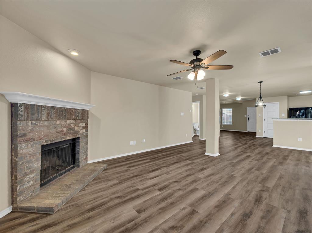 Ames Meadow Ph 04 - Residential