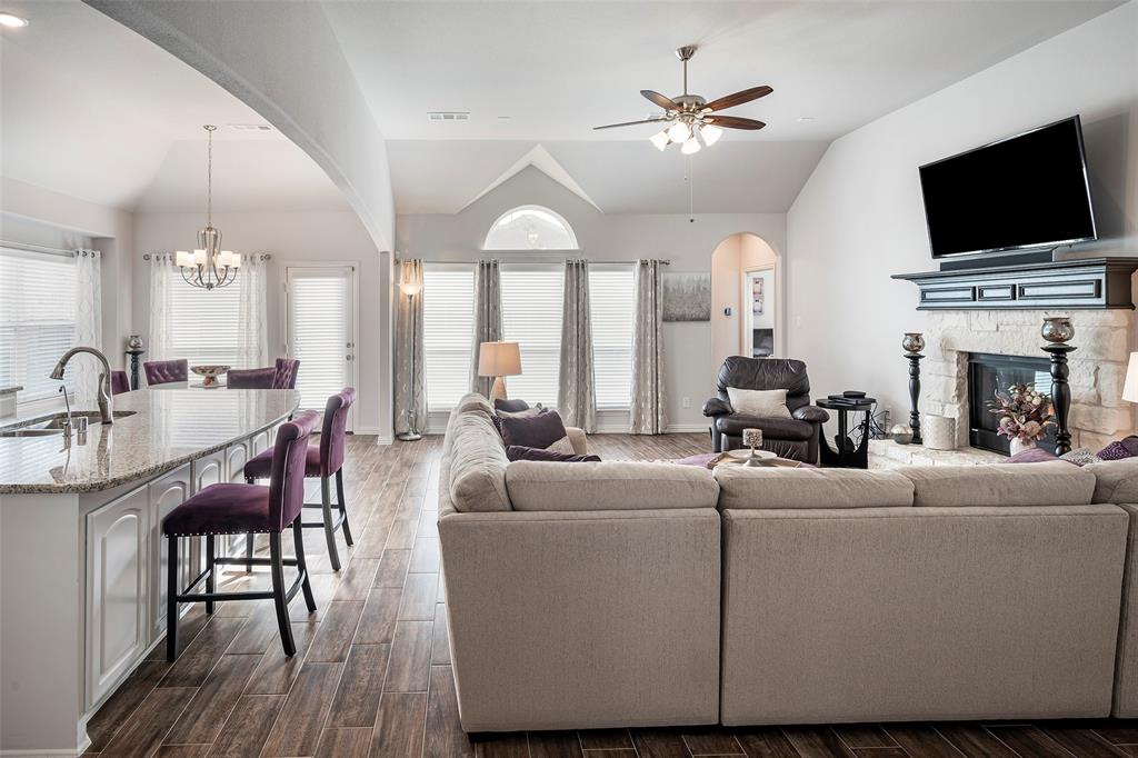 Sutton Fields Ph - Residential