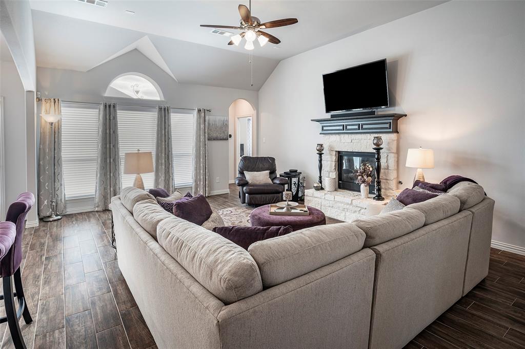 Sutton Fields Ph - Residential