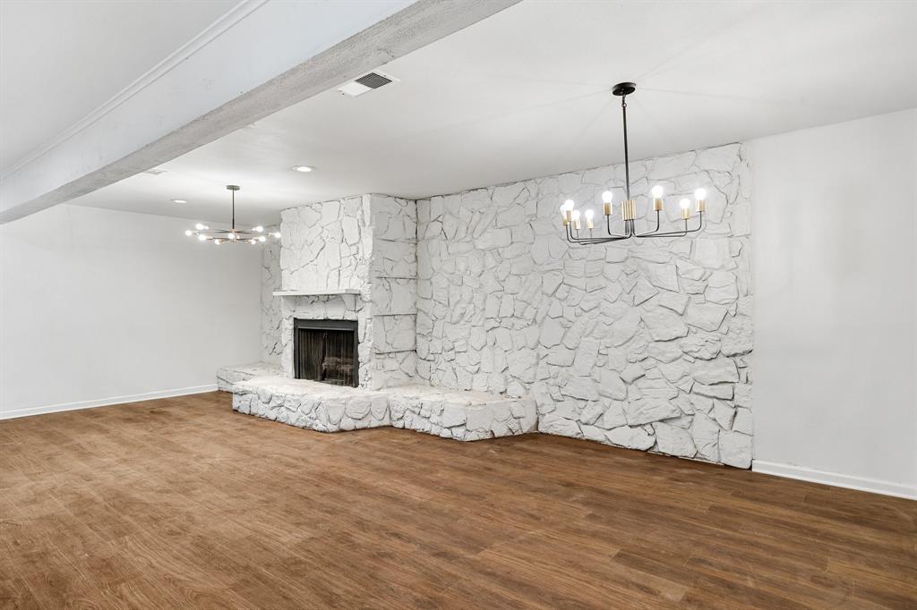 White Settlement, Texas 76108, United States, 3 Bedrooms Bedrooms, ,2 BathroomsBathrooms,Residential,Active,19628