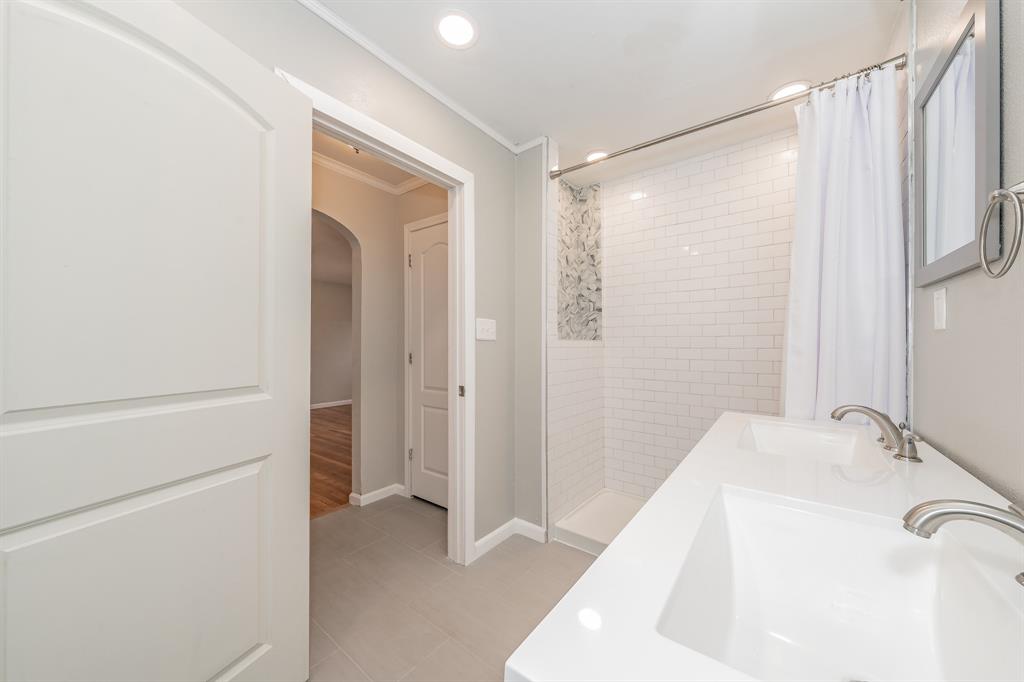 West Ft Worth Land Co - Residential Lease