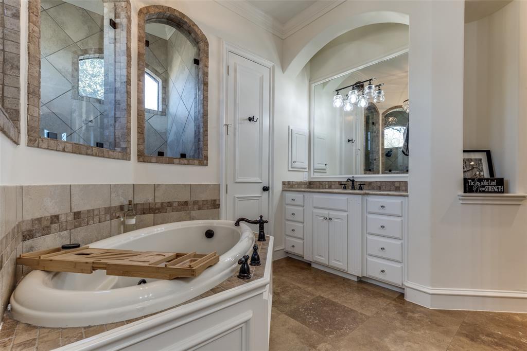 The Estates at Tour 18 - Residential