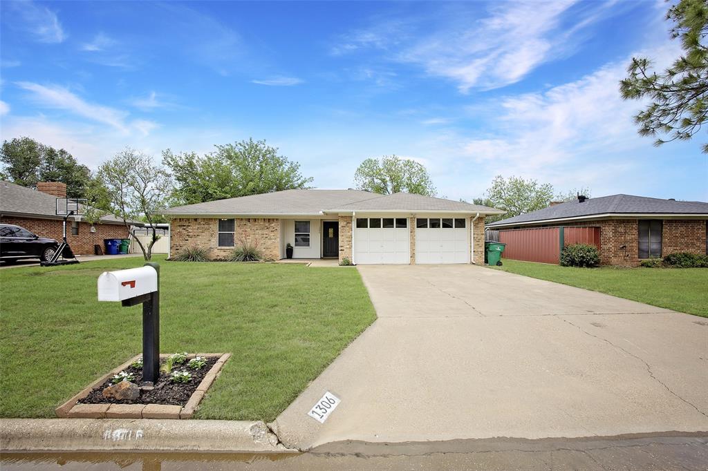 1306 Fairway Drive