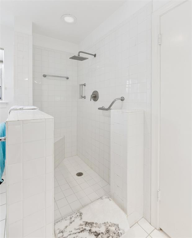 Park Carillon Condo - Residential