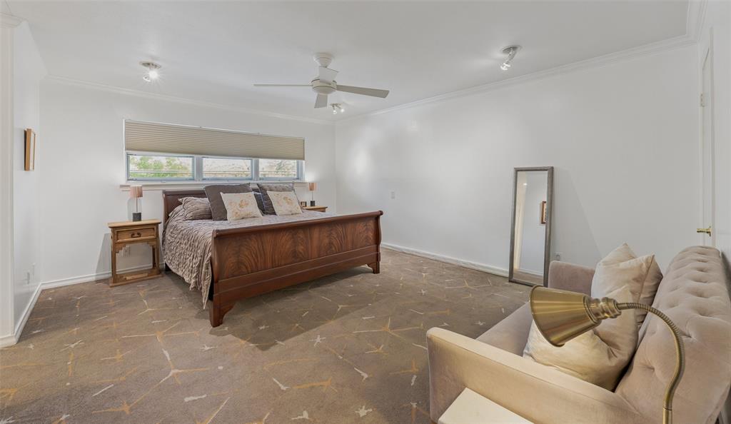 Park Carillon Condo - Residential