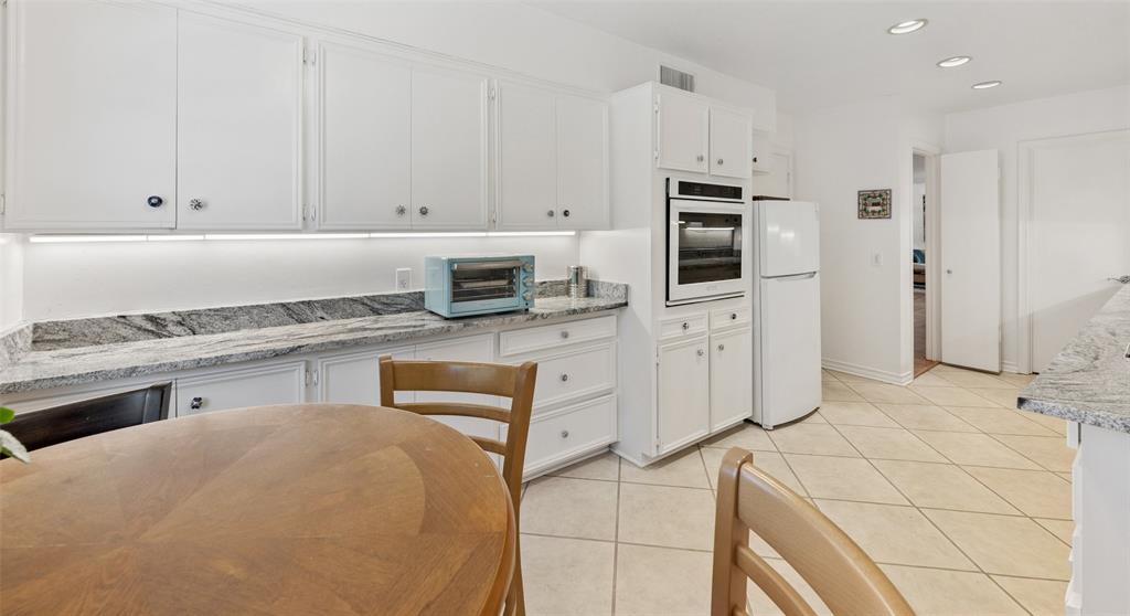 Park Carillon Condo - Residential