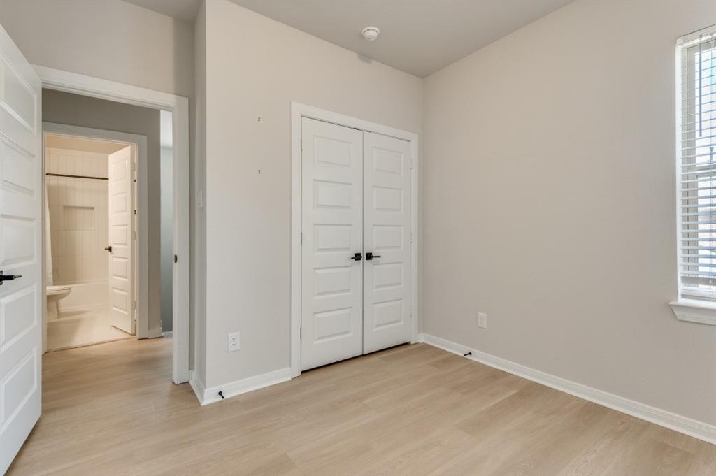 LAKESIDE AT VIRIDIAN - Residential