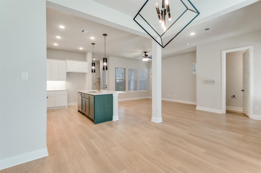 LAKESIDE AT VIRIDIAN - Residential