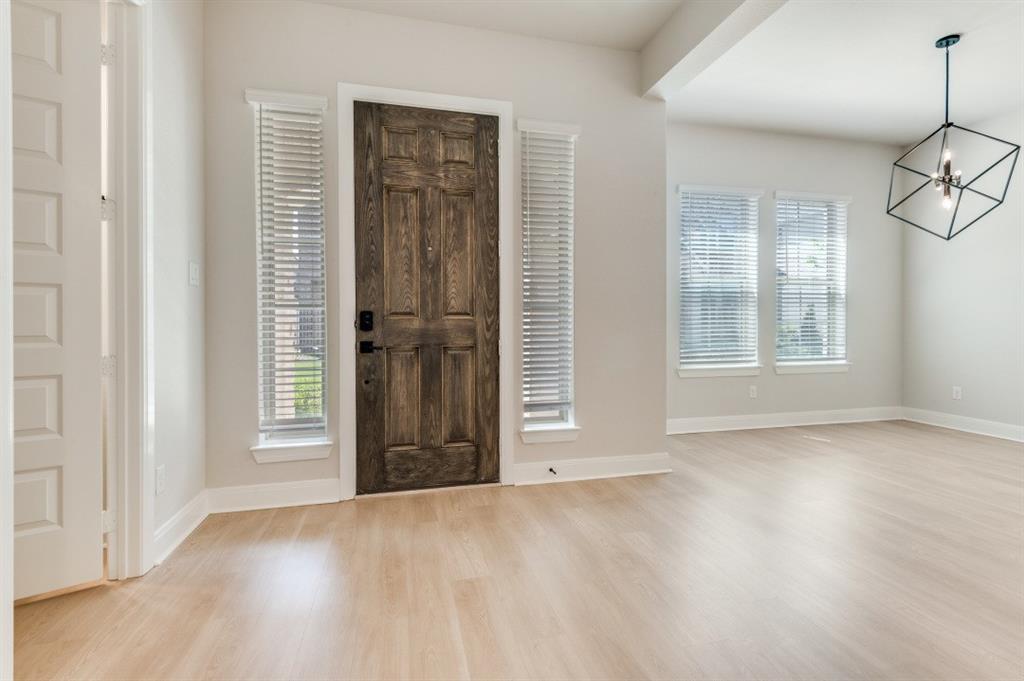 704 YELLOW WARBLER Way