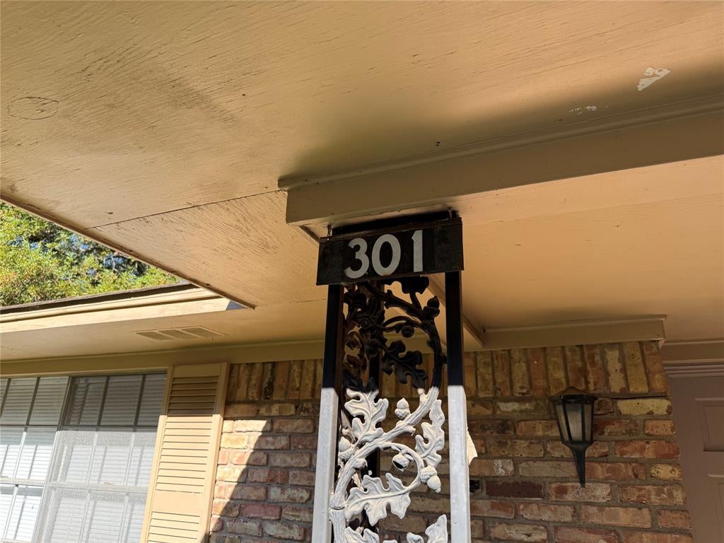 301 Lakewood Drive