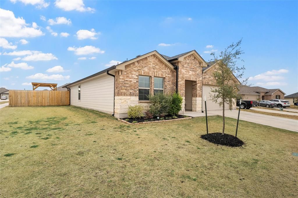 Photo of 7200 Guadalupe Road, Waco, TX 76633 (MLS # 21143783)