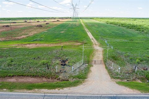 Photo of 14103 Fm 368 S, Wichita Falls, TX 76310 (MLS # 21261299)