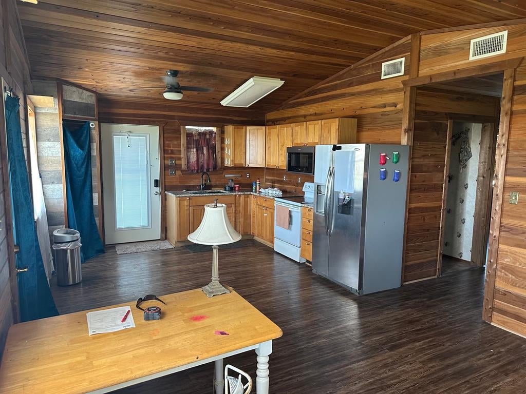 4554-4562 Eddy-Gatesville Parkway