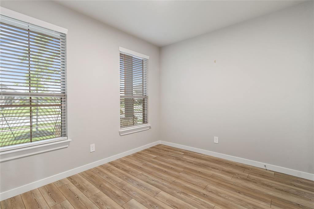 652 Congressional Avenue