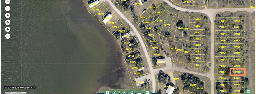 RV lot in the gated community of Oak Point. Additional lots available!!
Water-related amenities:
Boat ramps: Oak Point has multiple boat ramps for easy access to the lake. 
Swimming beach: A community swimming beach provides a designated area for swimming and relaxation. 
Fishing areas: The lake offers opportunities for fishing. 
Other amenities:
Free RV parking: Oak Point offers free RV parking for guests. 
Septic dump station: A septic dump station is available for RVs. 
Parks: Oak Point features parks for residents and visitors to enjoy. 
Gated community: Oak Point is a gated community, providing added security and peace of mind. 
Private beach: Residents have access to a private beach area. 
Private boat ramps: Oak Point also features private boat ramps for residents. 
Zephyr city water: Zephyr city water is scheduled to be available in the near future.