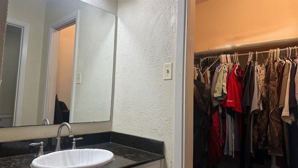 Dogwood Park Sub - Residential Lease