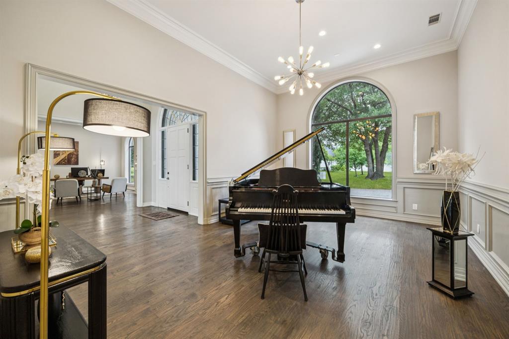 14208 Hughes Lane