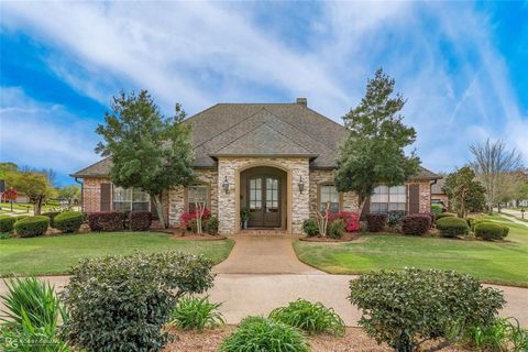 Photo of 61 Turnbury Drive, Bossier City, LA 71111 (MLS # 21212324)