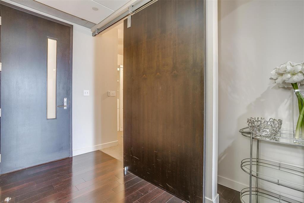 One Montgomery Plaza Residence Condo - Residential Lease