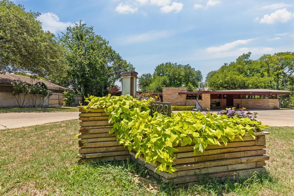 3720 Autumn Drive