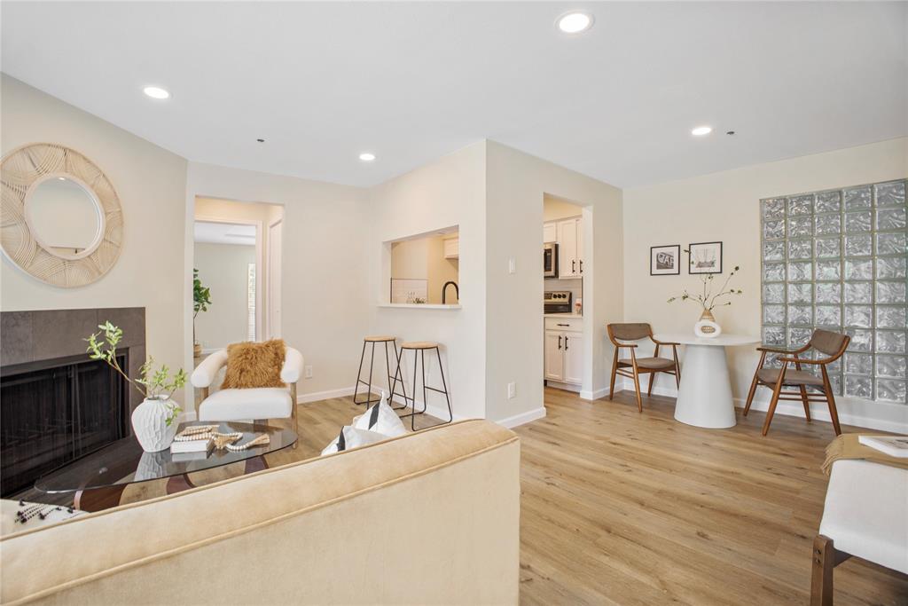 4303 Buena Vista Street 201