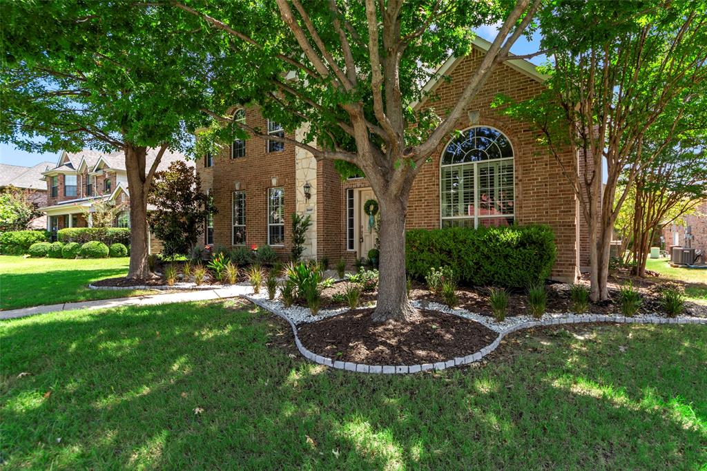 2447 Blackstone Drive