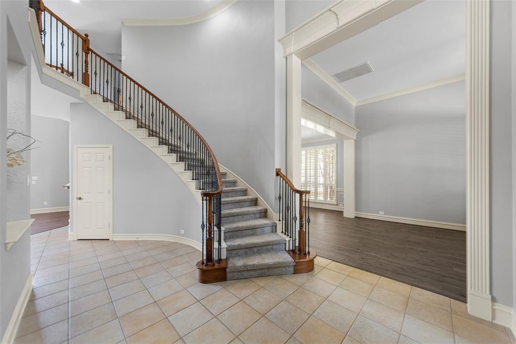2447 Blackstone Drive