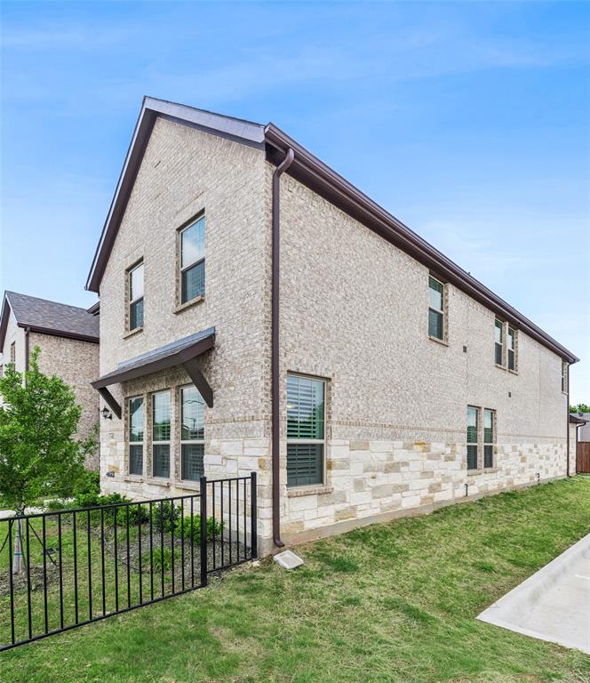 Bursey Road Twnhms - Residential