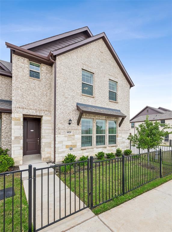 Bursey Road Twnhms - Residential