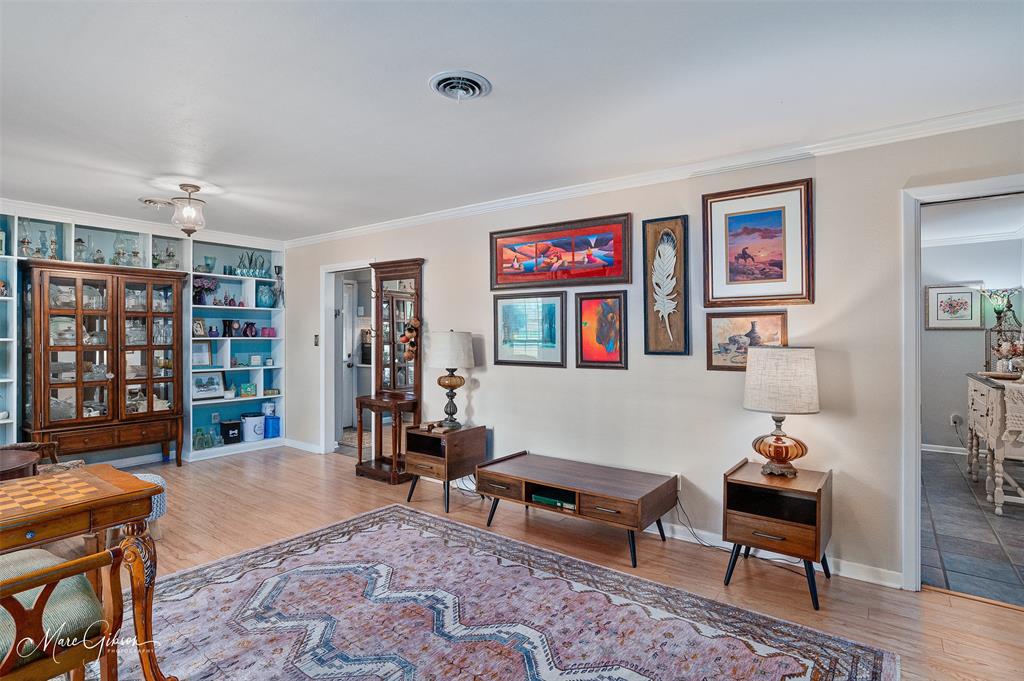 318 Levin Lane