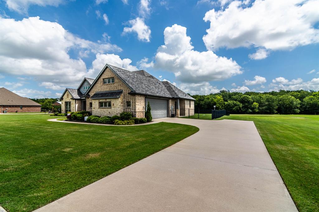 2117 Buck Court