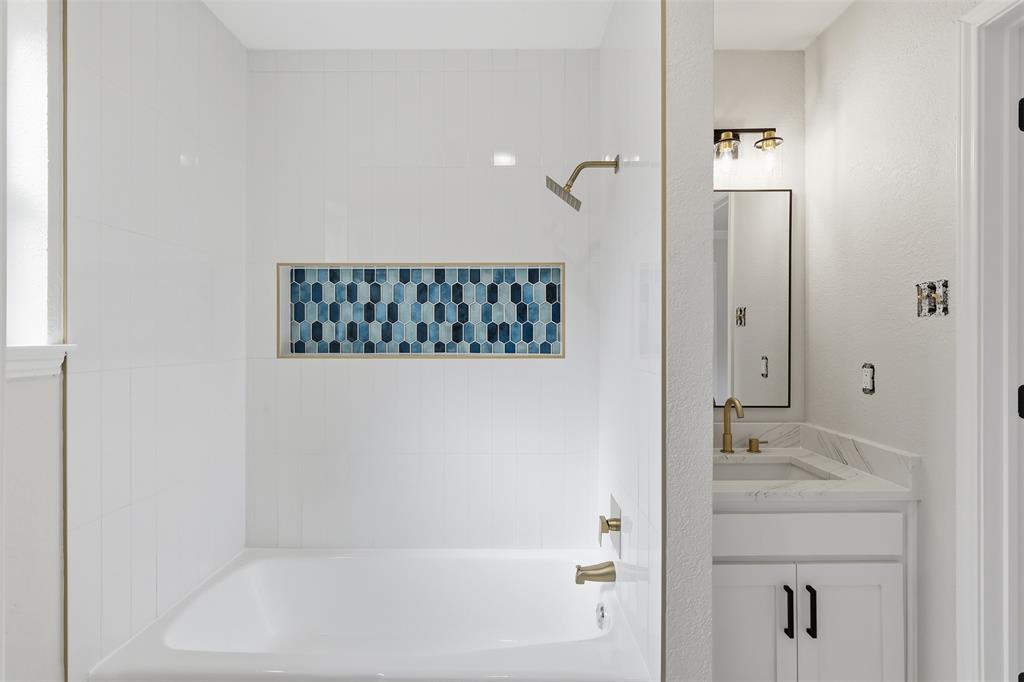 Trophy Club #10 - Residential