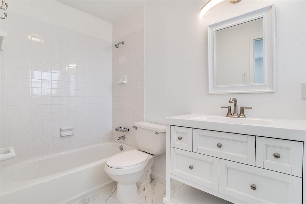 Valwood Park 22 - Residential Lease