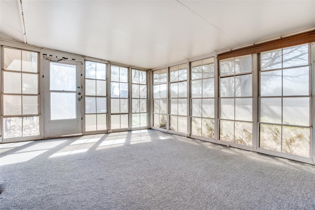 Valwood Park 22 - Residential Lease