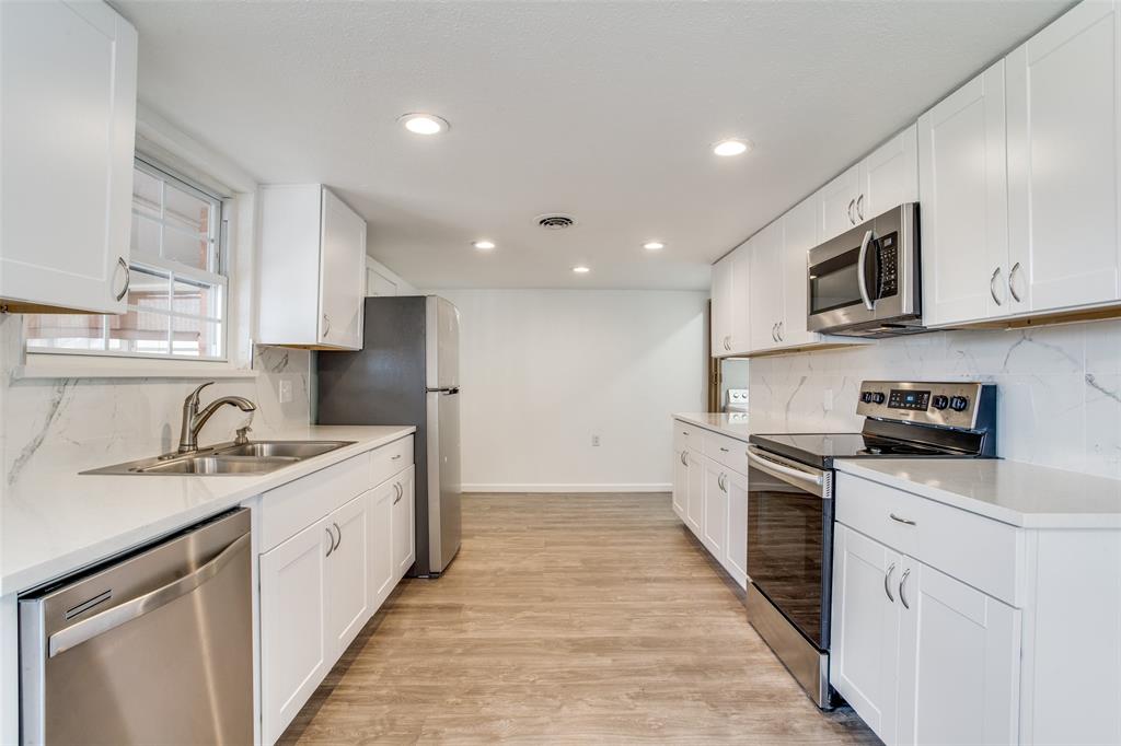 Valwood Park 22 - Residential Lease