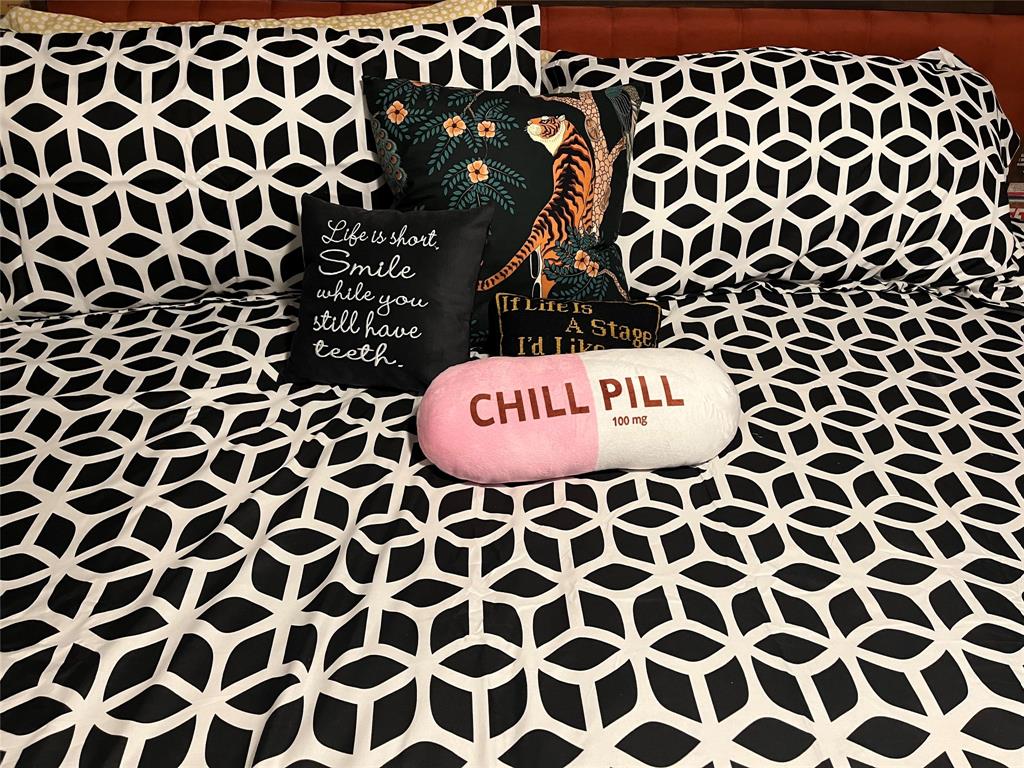 Park Lane Twnhms Ph 01 - Residential Lease