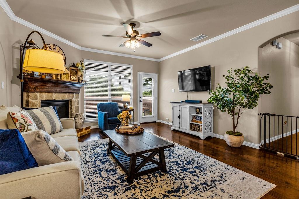 612 Sundrop Drive