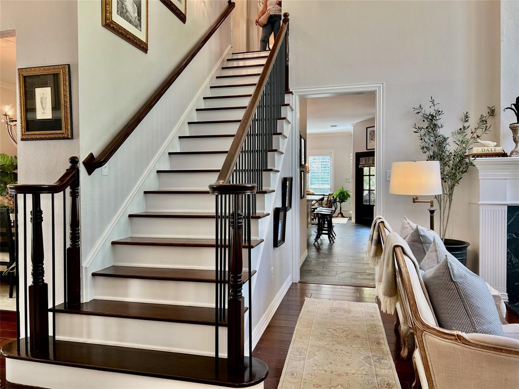 1050 Highland Oaks Drive