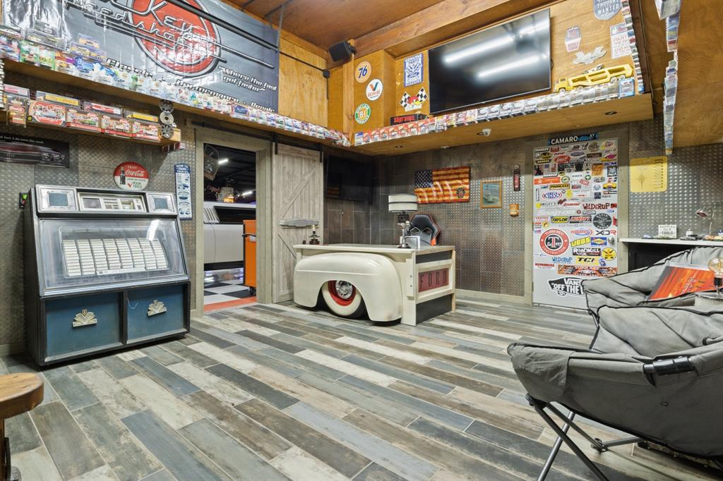 Skyline Ranch - Commercial Sale