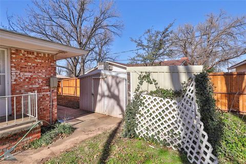 A home in Munday