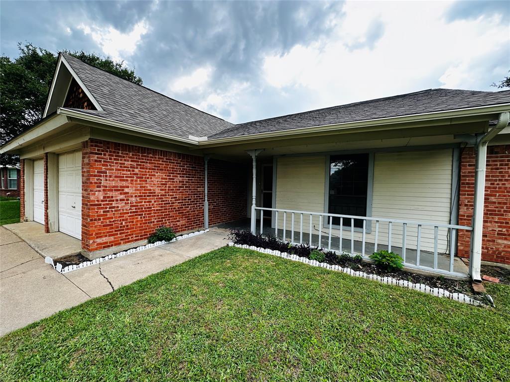 6741 Ridgetop Road