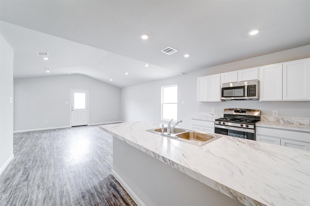 Still Water Lakes - Residential