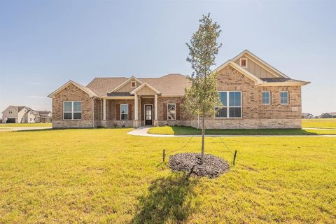 Photo of 10610 Winter Wheat Lane, Venus, TX 76084 (MLS # 21286034)