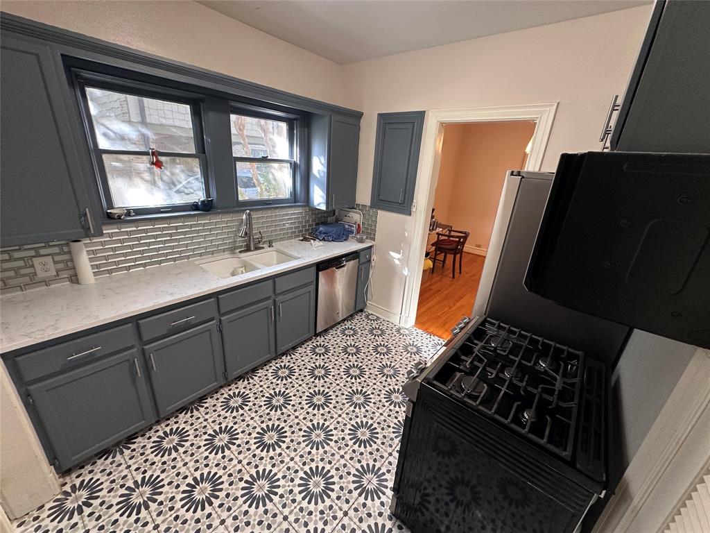 Vickery Adams - Residential Lease