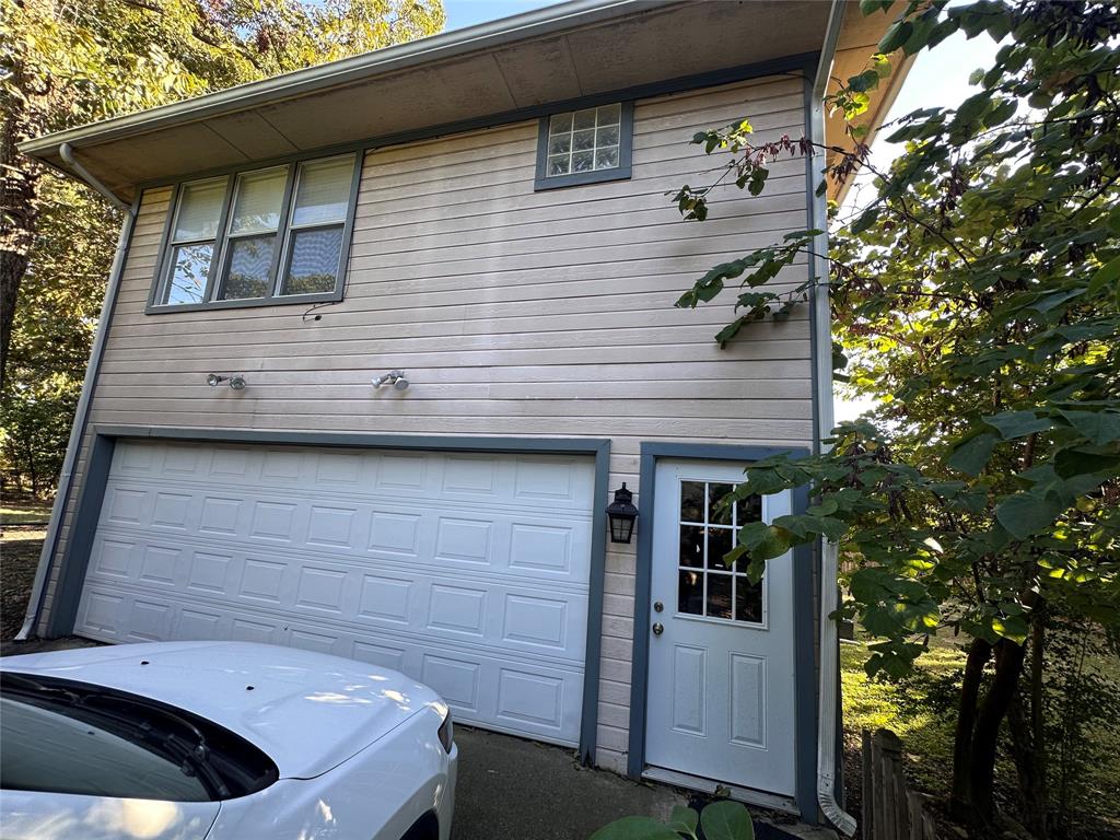 Vickery Adams - Residential Lease