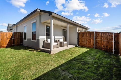 Photo of 4770 N Luxe Lane #110A, Denton, TX 76207 (MLS # 21261375)