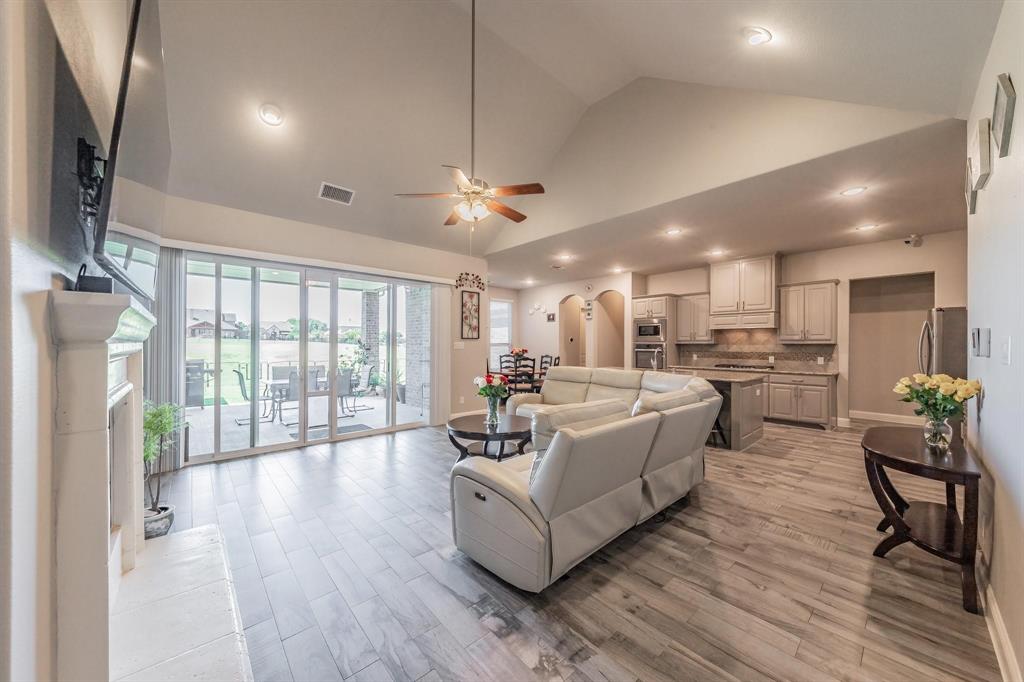 Estates Of Lakeshore Ph I The - Residential